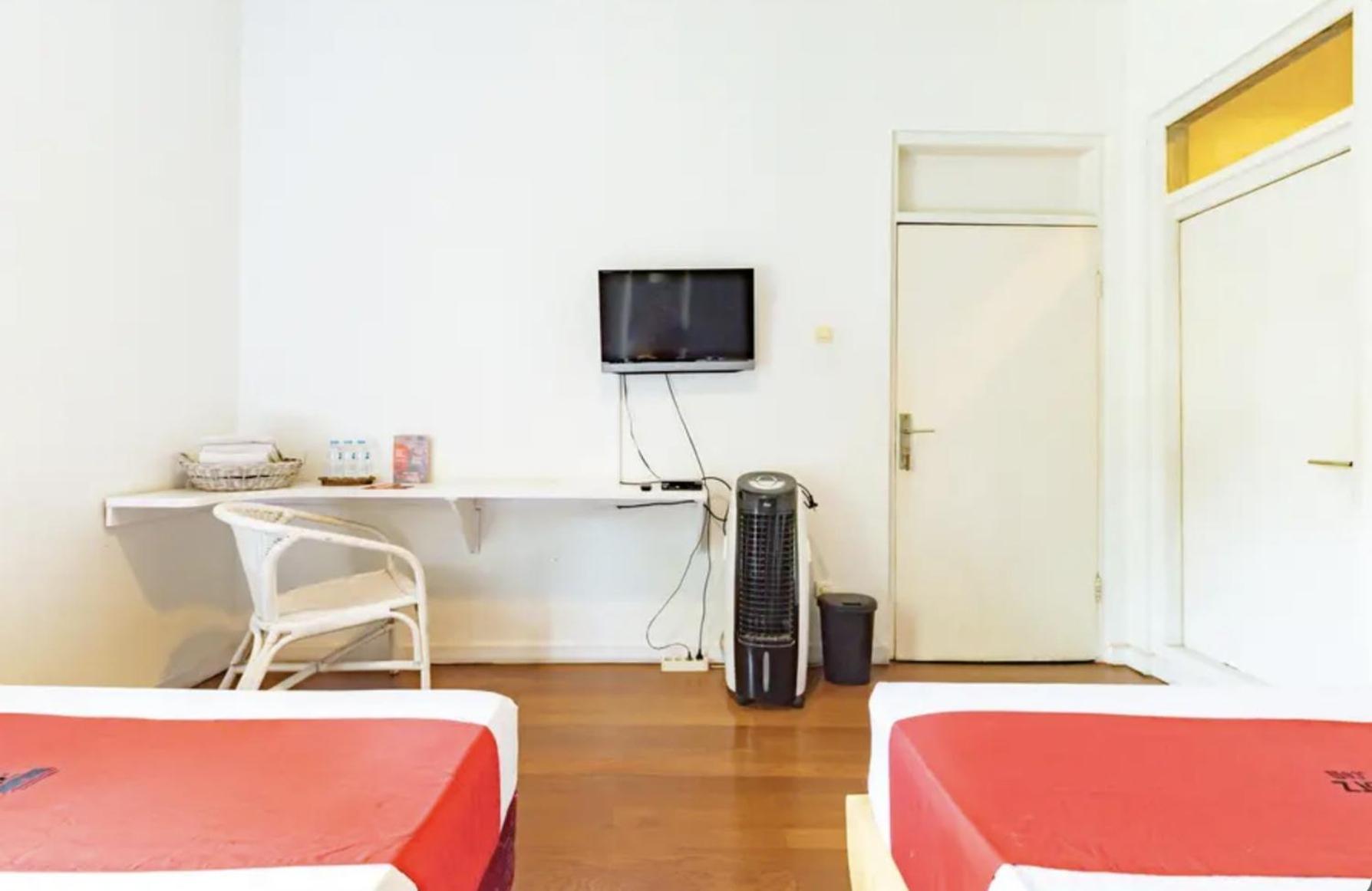 Wisma tamu Reddoorz Near Upi Setiabudi 2 2*